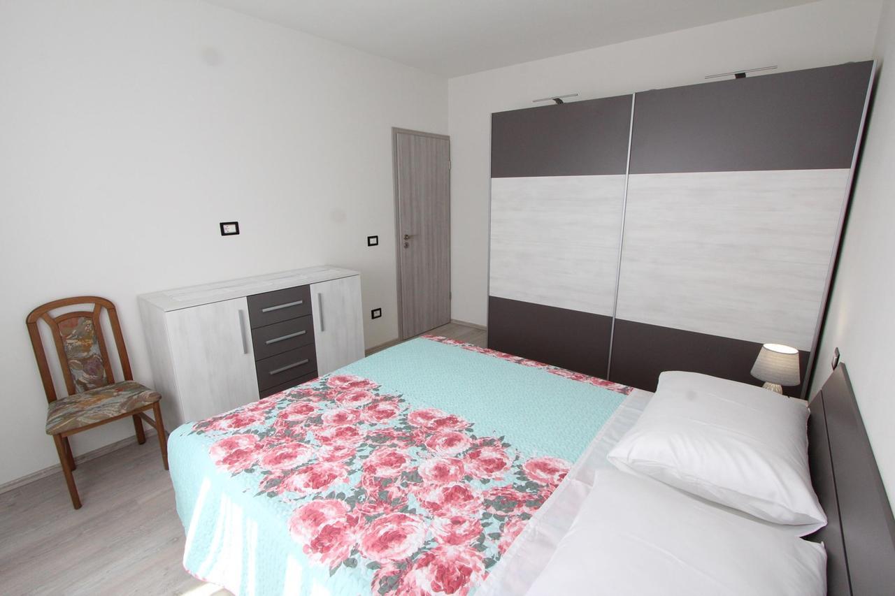 Apartment Mondelaco Rovinj Extérieur photo