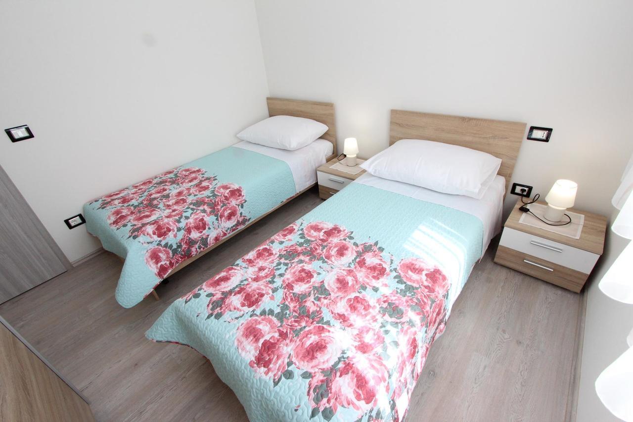 Apartment Mondelaco Rovinj Extérieur photo