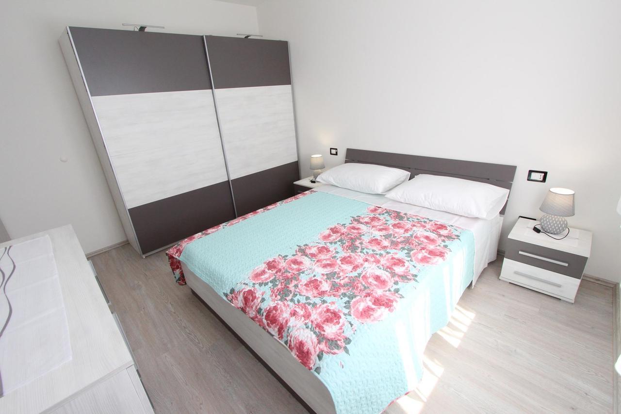 Apartment Mondelaco Rovinj Extérieur photo
